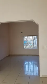 House to let in Chiltern Heights Shallcross  Queensburgh