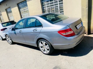 Mercedes Benz c180 2008 model