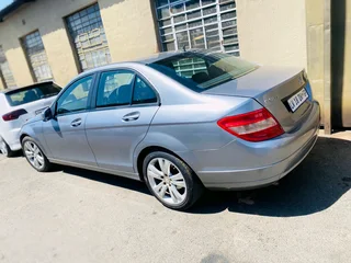 Mercedes Benz c180 2008 model