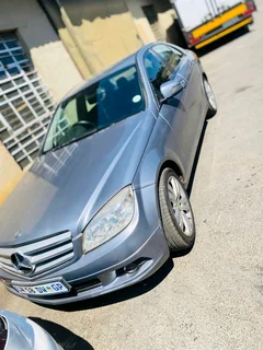 Mercedes Benz c180 2008 model
