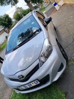 Toyota Yaris 2014 Model 243 000 kmsR 80 000Manual transmission Accident freeOriginal paint 﫟 Engine