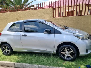 Toyota Yaris 2014 Model 243 000 kmsR 80 000Manual transmission Accident freeOriginal paint 﫟 Engine