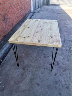 HAIRPIN LEGS TABLES AND BENCHES
