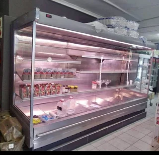 3M Display fridge R13000.00