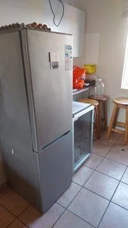 Fridges, freezers and Washing machines repair on-spot