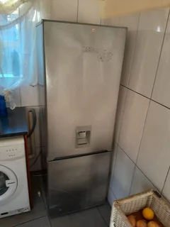 Fridges, freezers and Washing machines repair on-spot