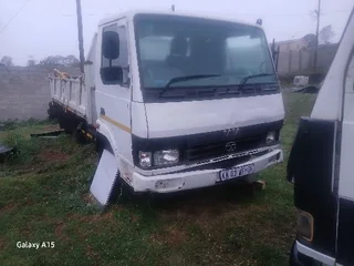 2015 - Ad posted by Yakhani Services