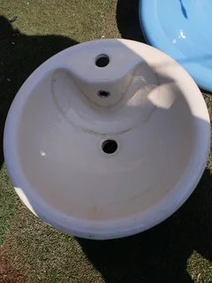 Used round basin