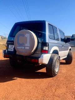1998 Mitsubishi Pajero SWB 3-Door — Lexus 3UZ 4.3 V8 Manual 4x4