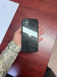 Cellphone - Ad posted by Juwairiyyah Khan