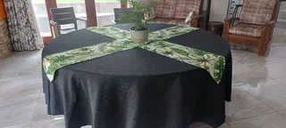 Tablecloths round black Damask