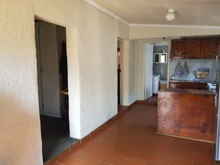 Property - Ad posted by Lourencia