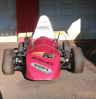 Racing car/go cart