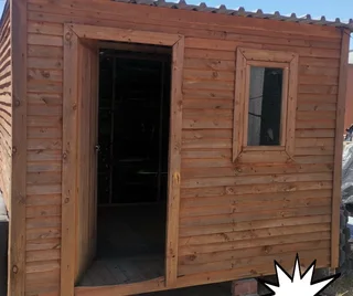 3x3 Stewige Wendy Huis- Baie goeie kondisie R7000 ( onderhandelbaar)