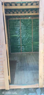 3x3 Stewige Wendy Huis- Baie goeie kondisie R7000 ( onderhandelbaar)