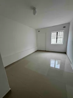 2 Bedrooms, 1 Bathroom to let in Chatsworth, Silverglen.