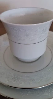 Crown Ming Fine China Set