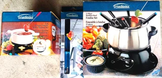 25 Piece Fondue Sets
