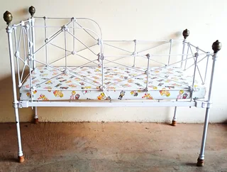 Antique Cast/Wrought Iron Baby Cot