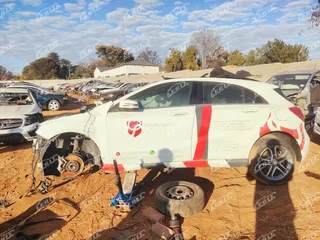 Mercedes Benz W176 A180 Automatic Stripping for Spares