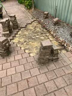 PAVÍNG &#64;R60 per square metre labour only 0813664446