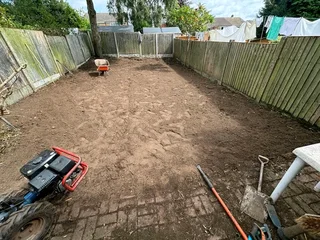 Paving R60 per square Labour only 0813664446