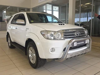 2011 Toyota Fortuner 3.0D4D Manual for sale