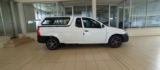 2022 Nissan NP200 1.6 8V Base A/C &#43; Safety Pack