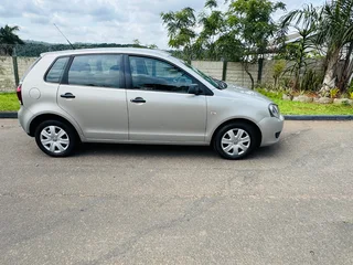 2013 VW POLO 1.4 I TRENDLINE