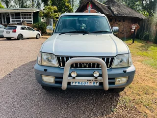 2000 TOYOTA PARDO 3.0 KZT VX 4X4 8 SEATER