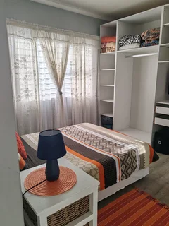 Furnished Room available in house share