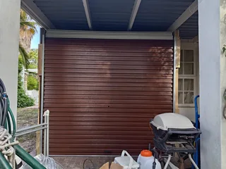 Roll up garage door - good condition