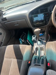 Toyota Camry 220SEI