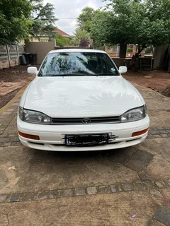 Toyota Camry 220SEI