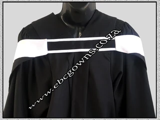 Graduation gowns for sale or hire in Benoni, Gauteng