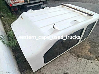 Nissan hardbody LWB canopy