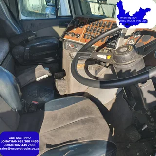 2012 International Eagle 9800i