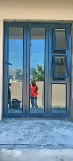 Aluminum doors and windows