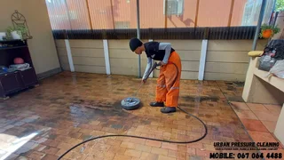 URBAN PRESSURE CLEANING - TOKAI