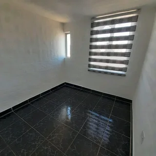 3 Bedroom Flat for Sale in Overport