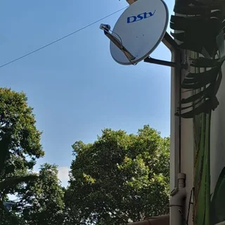 No Communication from Primary Decoder E143-0” During Xtraview InstallationE 143-0. Explora to LNB