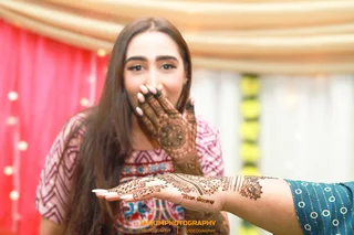 Photographer-mendhi (photos & Video) From R3000.durban