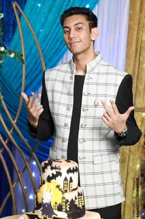 PHOTOGRAPHER-BIRTHDAY PARTY PHOTOS &amp; VIDEO from R3500 based in Durban