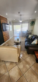 Stylish Furnished Apartment with lagoon view