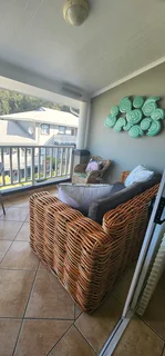 Stylish Furnished Apartment with lagoon view