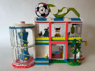 LEGO 41744 Sports Center (Friends) (8+) (2023)