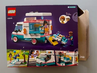 LEGO 42613 Heartlake City Hospital Ambulance (Friends) (6&#43;) (2024)