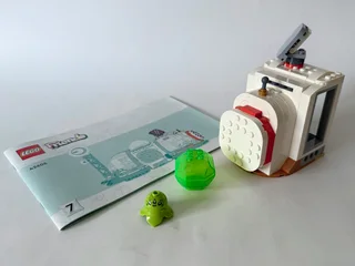 LEGO 42605 Mars Space Base and Rocket (Friends) (8&#43;) (2024)