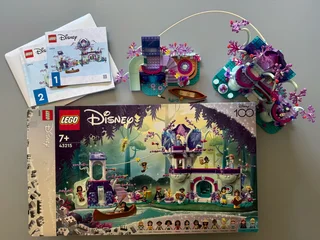LEGO 43215 The Enchanted Treehouse (Disney) (7&#43;) (2023)