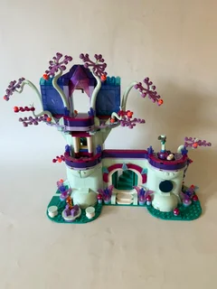 LEGO 43215 The Enchanted Treehouse (Disney) (7&#43;) (2023)